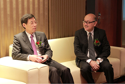 司徒杰先生大公报董事长兼社长姜在忠先生现场交流