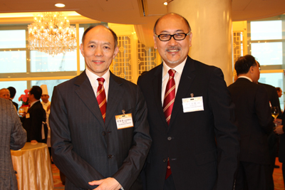 中总永远荣誉会长霍震寰先生和司徒杰先生。